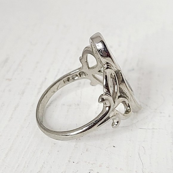 Silver Swirled Ring With White Blue and Red Enamel Unique Filigree Size 7.75 - Picture 3 of 3